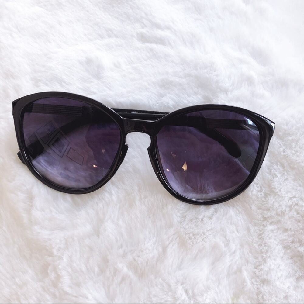 Celia Black Cat Eye Full Rim Sunglasses